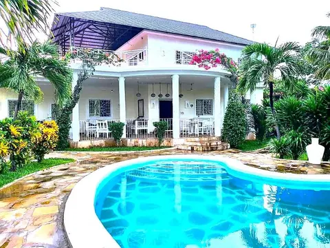 4 bedroom villa in Casuarina, Malindi, photo 3 of 5