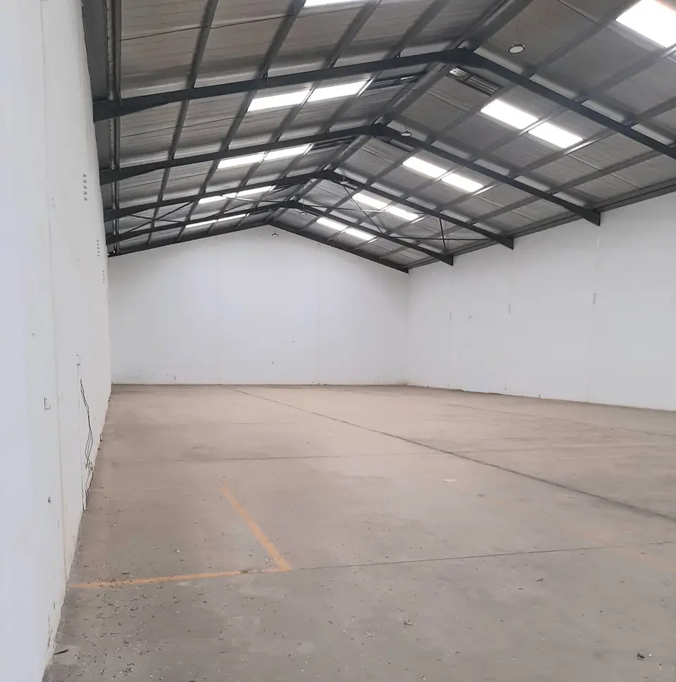 Warehouse in Nairobi, photo 2 of 5